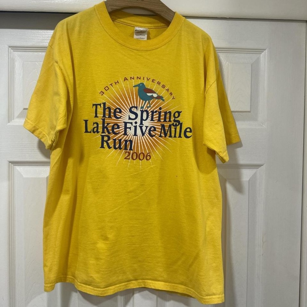vintage‎ 2006 yellow Spring Lake 5 mile run t-shirt #running #vintage #y2k